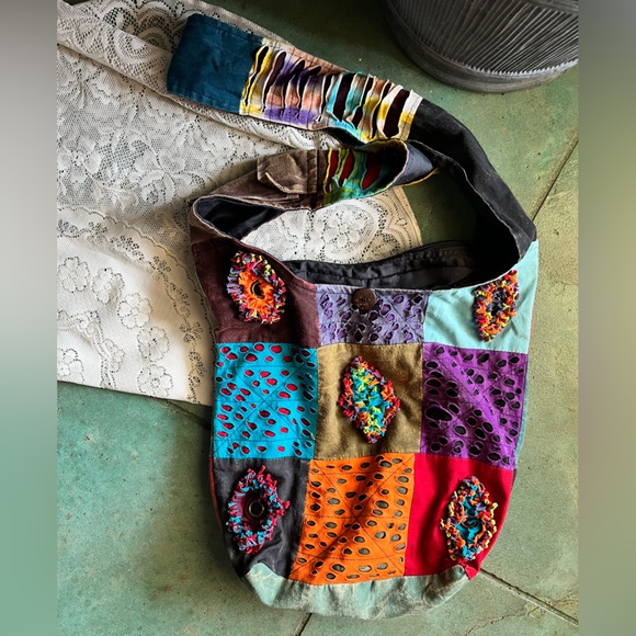 Made In Nepal :: Large Hippie SAK - Picture 12 of 16